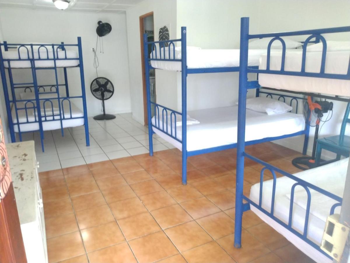 Buena Nota Hostel Jacó Kültér fotó