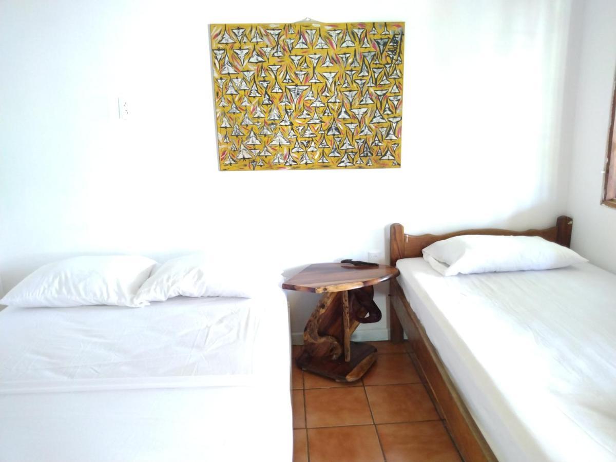 Buena Nota Hostel Jacó Kültér fotó