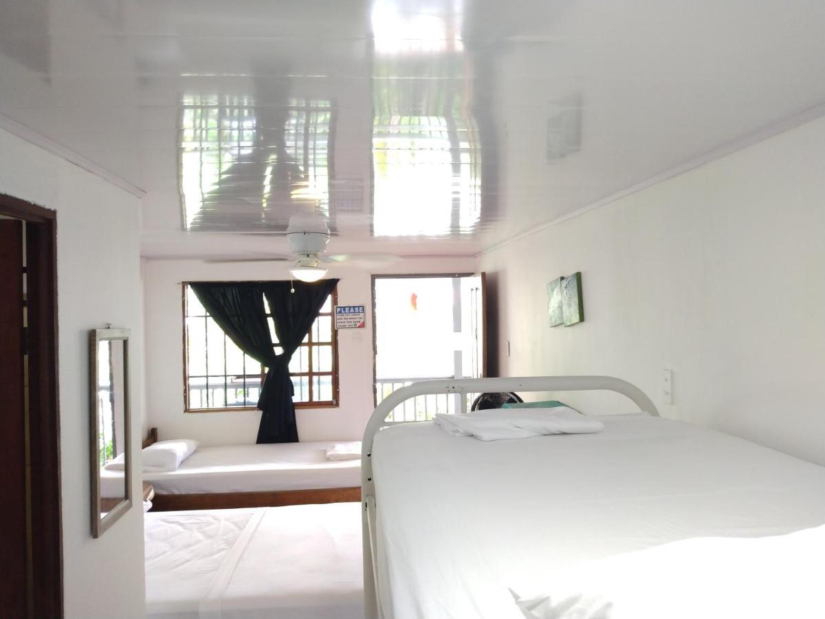 Buena Nota Hostel Jacó Kültér fotó