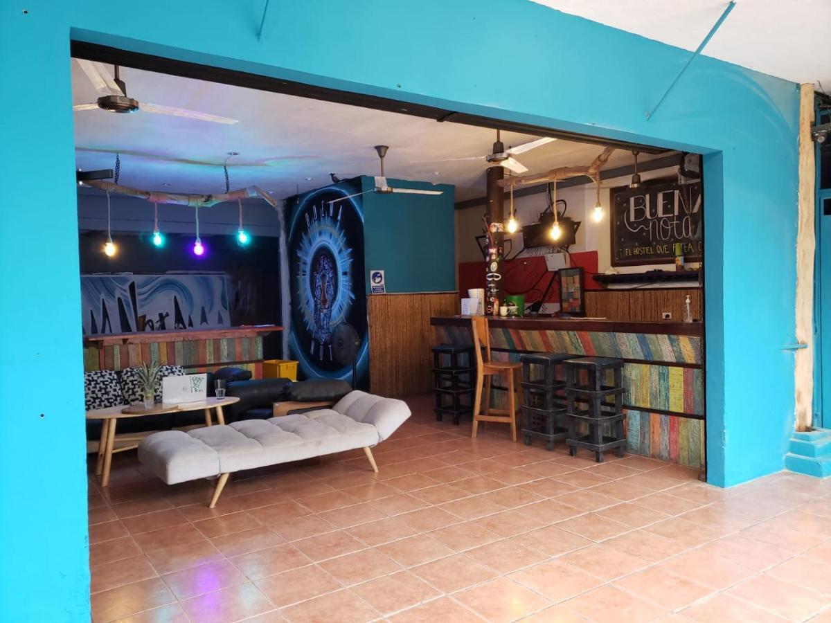 Buena Nota Hostel Jacó Kültér fotó