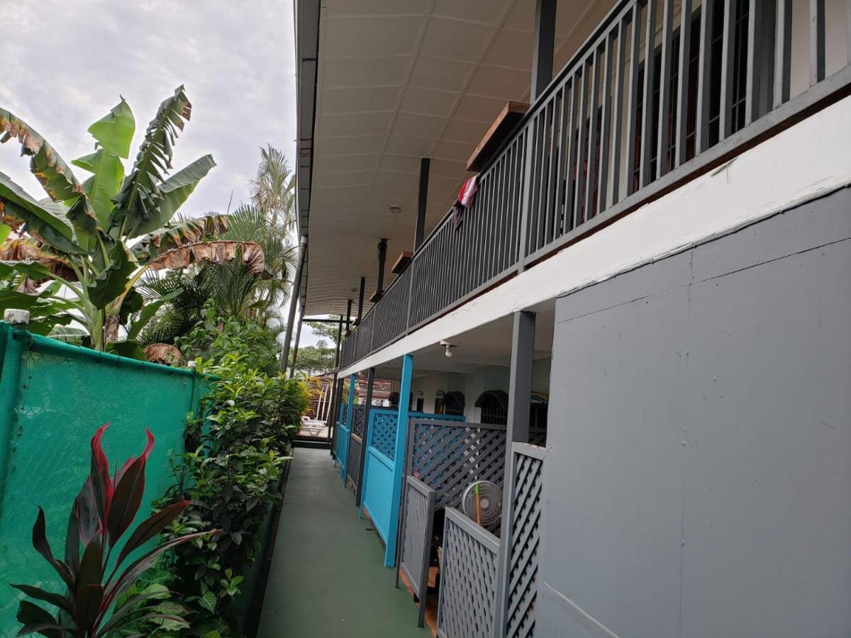 Buena Nota Hostel Jacó Kültér fotó